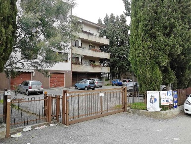 Foto Magazzino in via cilea, Castrolibero Andreotta di 183 m² con 1 locali