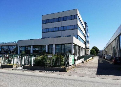 Foto Ufficio in Via Torino, Bollate Castellazzo, Ospiate di 120 m²
