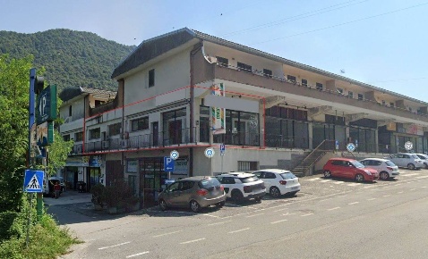 Foto Negozio in CORSO ROMA, Gravellona Toce Centro di 180 m² con 3 locali