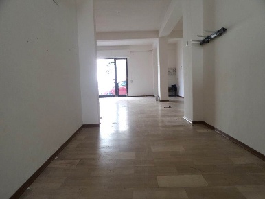 Foto Negozio in Via Emilio Cuzzocrea 10, Reggio di Calabria Centro Storico