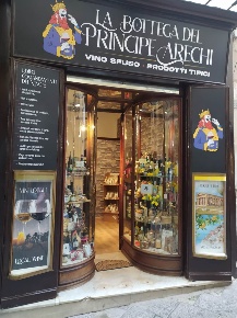 Foto Attività commerciale in Via Dei Mercanti 93, Salerno di 22 m²