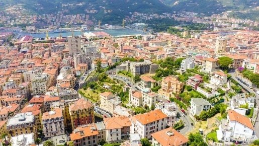 Foto Attività commerciale a La Spezia Centro Storico di 7 m² con 1 locali