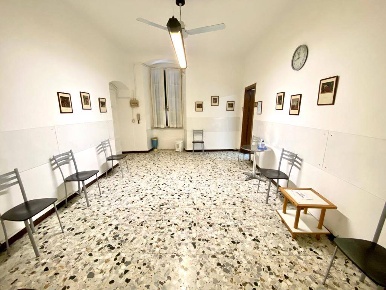 Foto Ufficio a Sarzana Centro di 42 m² con 2 locali in affitto