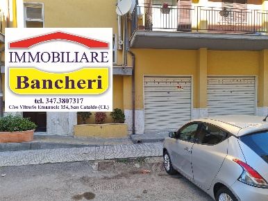 Foto Locale commerciale in via Cimabue, Caltanissetta Centro di 270 m²