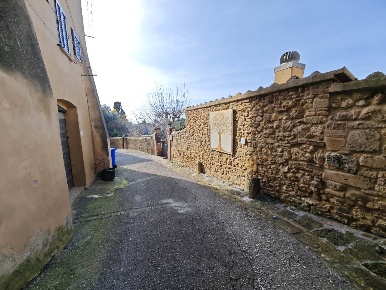 Foto Magazzino a Bibbona Centro di 42 m² con 2 locali in vendita