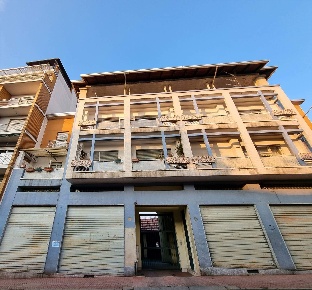 Foto Negozio in Via Martiri della Libertà 51, Cossato Centro di 65 m²