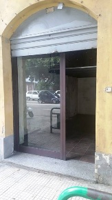 Foto Negozio in viale della Libertà, Messina Garibaldi di 40 m² in affitto