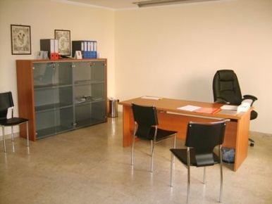 Foto Ufficio in Via Francesco Crispi, Marsala Centro Urbano di 130 m²