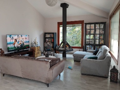 Foto Villa unifamiliare a Reggello di 338 m² con 15 locali in vendita