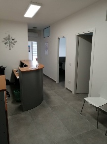 Foto Ufficio in via Variante 7 bis, Nola Centro di 15 m² con 1 locali