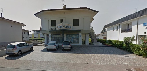 Foto Negozio a Borgo Virgilio Cerese di 375 m² con 3 locali in affitto