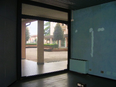 Foto Attività commerciale a Borgo Virgilio Cerese di 400 m² con 1 locali