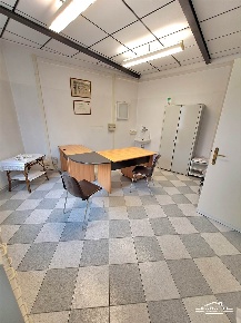 Foto Ufficio a Magnacavallo di 58 m² con 3 locali in vendita