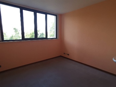 Foto Ufficio a Torrita di Siena di 90 m² con 6 locali in affitto