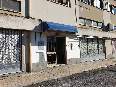 Foto Ufficio in via roma, Montopoli di Sabina di 75 m² con 7 locali