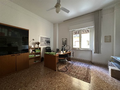 Foto Ufficio a Firenze Libertà - Savonarola di 80 m² con 3 locali