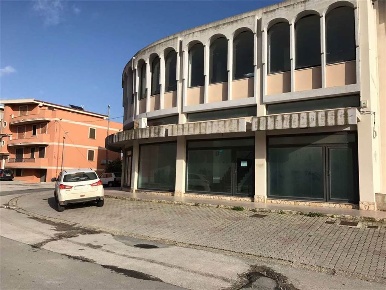 Foto Negozio a Pachino Centro di 220 m² in vendita
