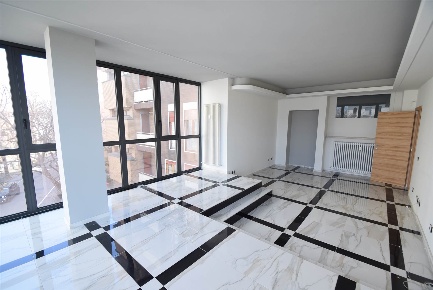 Foto Ufficio a Piacenza Via Taverna - Ospedale di 168 m² con 4 locali