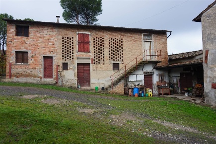 Foto Cessione attività a Castelfiorentino di 160 m² con 15 locali