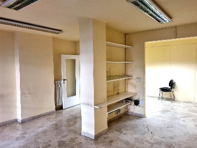 Foto Ufficio a Firenze Novoli di 95 m² con 4 locali in vendita