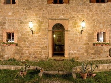 Foto Agriturismo in contrada vignale, Reitano di 500 m² con 10 locali