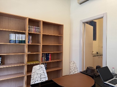 Foto Ufficio in Via Francesco Sforza 1, Milano Missori di 30 m² in vendita
