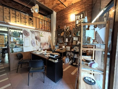Foto Negozio a Montecatini-Terme di 209 m² con 5 locali in vendita