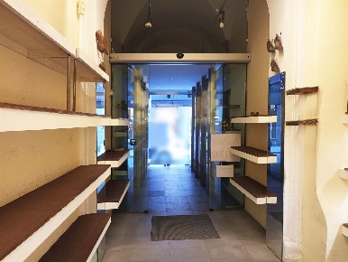Foto Locale commerciale a Firenze Piazza della Repubblica di 76 m²