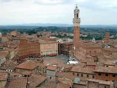 Foto Locale commerciale a Siena Ovile - San Francesco di 42 m² con 2 locali
