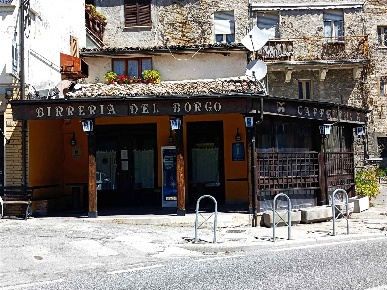 Foto Ristorante a San Severino Marche Centro di 130 m² con 5 locali