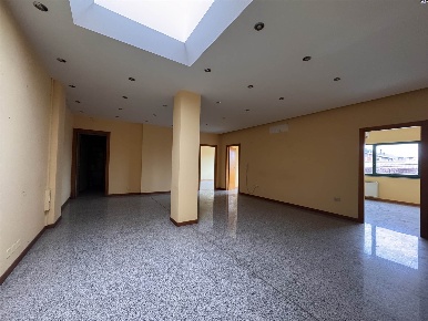 Foto Ufficio in VIA ICARO  11, Pesaro Torraccia - Tre Ponti di 106 m²