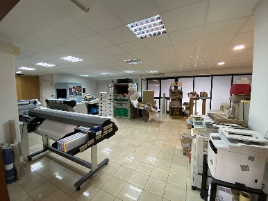 Foto Attività commerciale a Policoro Concio di 800 m² in vendita