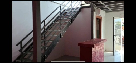 Foto Negozio in Via Appia  100, Terracina di 170 m² con 3 locali in vendita