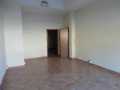 Foto Negozio a Certaldo Certaldo Alto di 50 m² con 1 locali in affitto