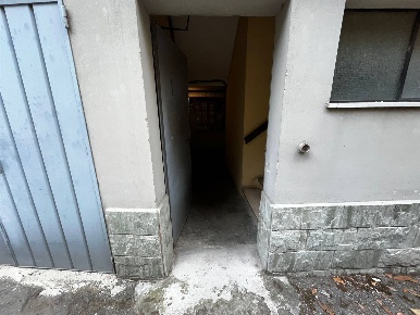 Foto Magazzino in via jacopo barozzi 92, Modena San Faustino di 8 m²