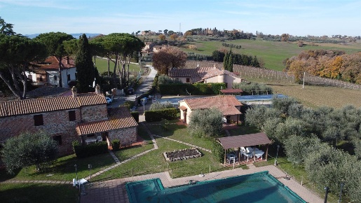 Foto Cessione attività a Castiglione del Lago Villastrada di 42560 m²