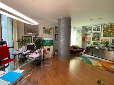 Foto Ufficio a Grosseto Stazione - Via Roma di 225 m² con 9 locali