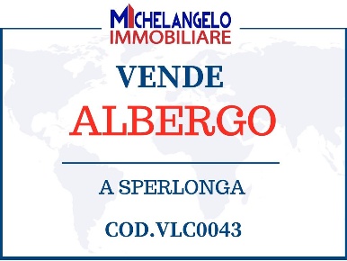 Foto Hotel a Sperlonga Centro di 100 m² in vendita