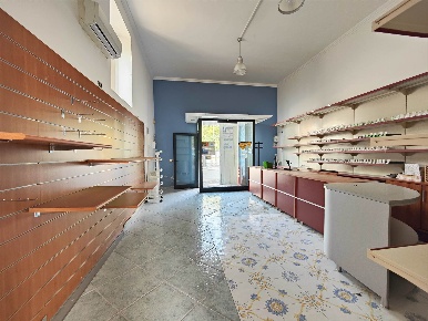 Foto Negozio in VIA SALA FONTANELLE  51, Serino Sala di 55 m² con 1 locali