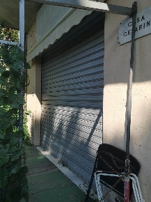 Foto Negozio in Via Sila  42, Catanzaro Pontegrande - Sant'Elia di 56 m²