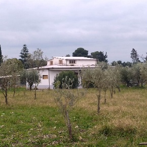 Foto Agriturismo a Pontecagnano Faiano di 480 m² con 5 locali in vendita