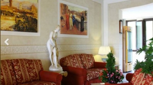 Foto Hotel a Campi Bisenzio Centro di 1000 m² con 38 locali in vendita