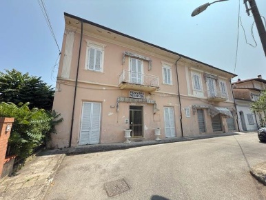 Foto Hotel in via piave  7, Camaiore Lido di Camaiore di 576 m² in vendita