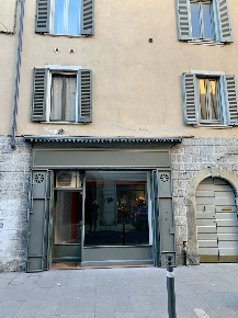 Foto Negozio in via San Bernardino  11/b, Bergamo Stazione di 46 m²