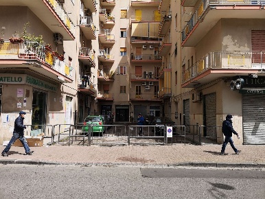 Foto Negozio in Via Trento 191/D, Salerno Mercatello - Mariconda di 35 m²