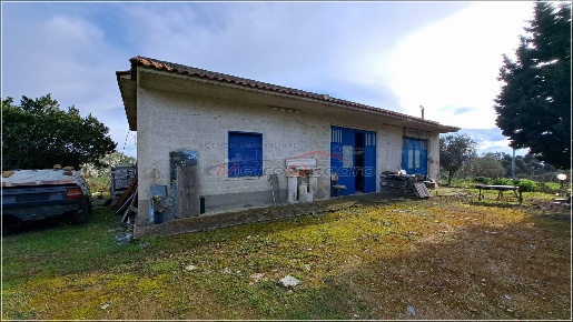 Foto Magazzino a Canicattì di 200 m² con 1 locali in vendita