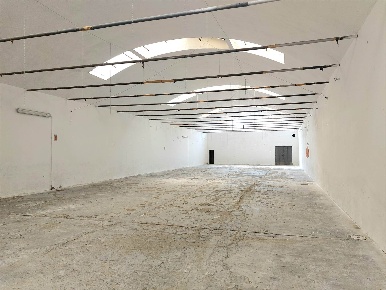Foto Magazzino in via treviso snc, Montemurlo Fornacelle di 580 m²