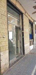 Foto Negozio a Salerno Pastena - Pastena Alta di 20 m² con 1 locali