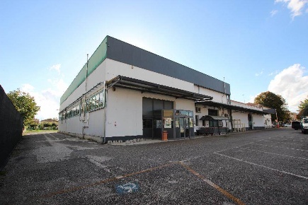 Foto Locale commerciale in VIA FRANCHINI 23, Malalbergo Altedo di 760 m²