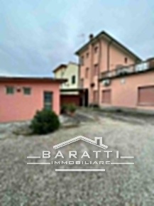 Foto Ristorante a San Benedetto Po Centro di 240 m² in vendita